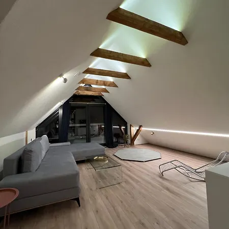 Apartment Black House88 *