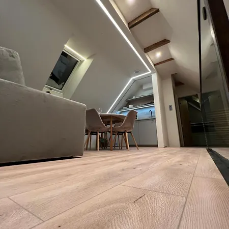 Black House88 Apartment *